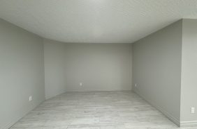 992 B Lariviere Salon B